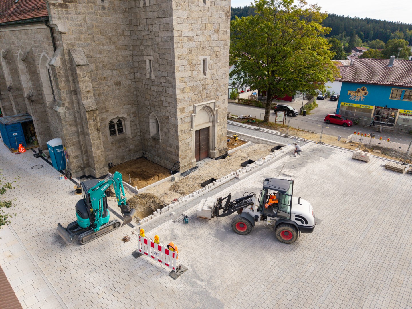 Luftaufnahme Rohbau Regen Baustellendokumentation vom Drohnenfotograf